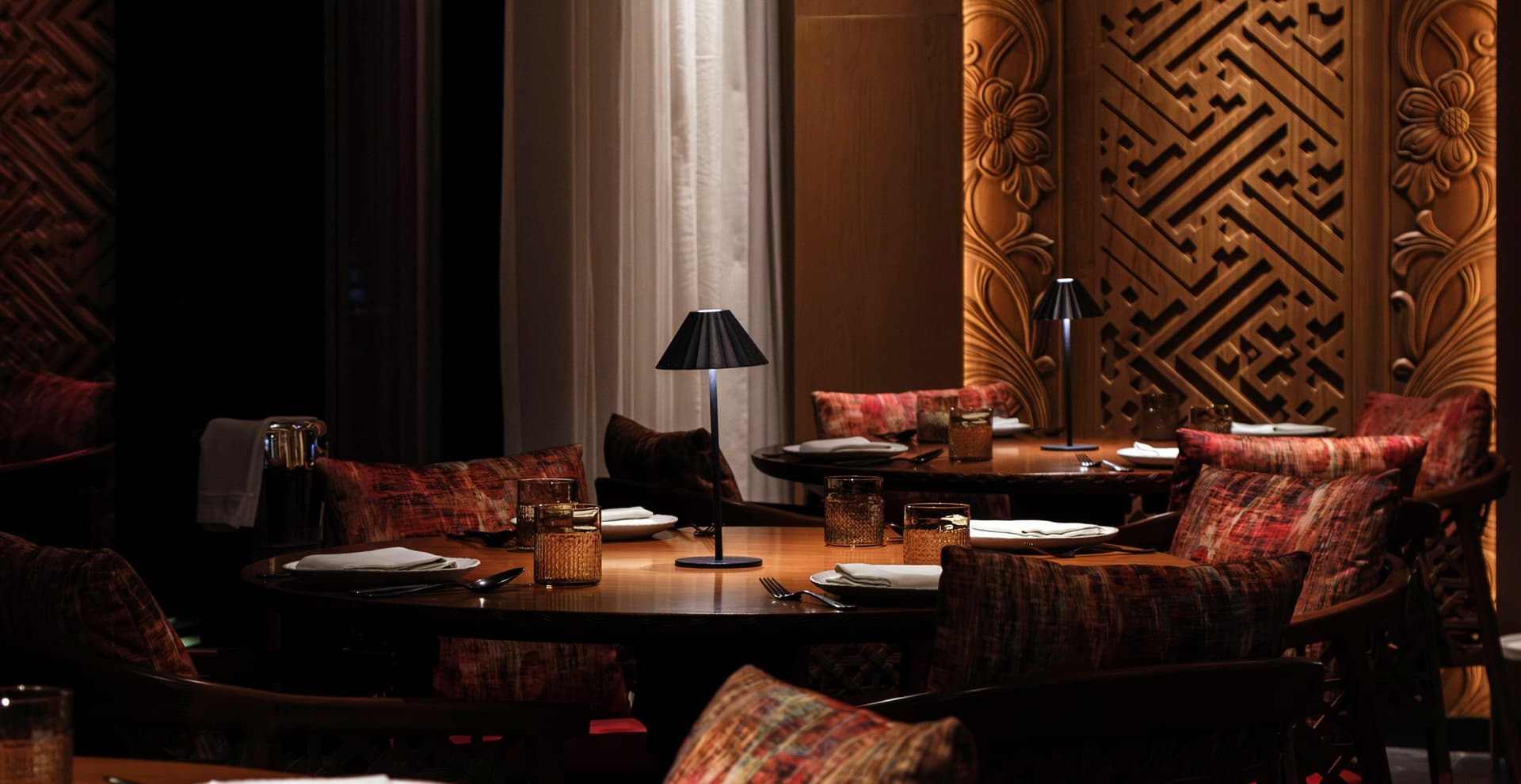 Business Lunch in Trade Center — featured venue