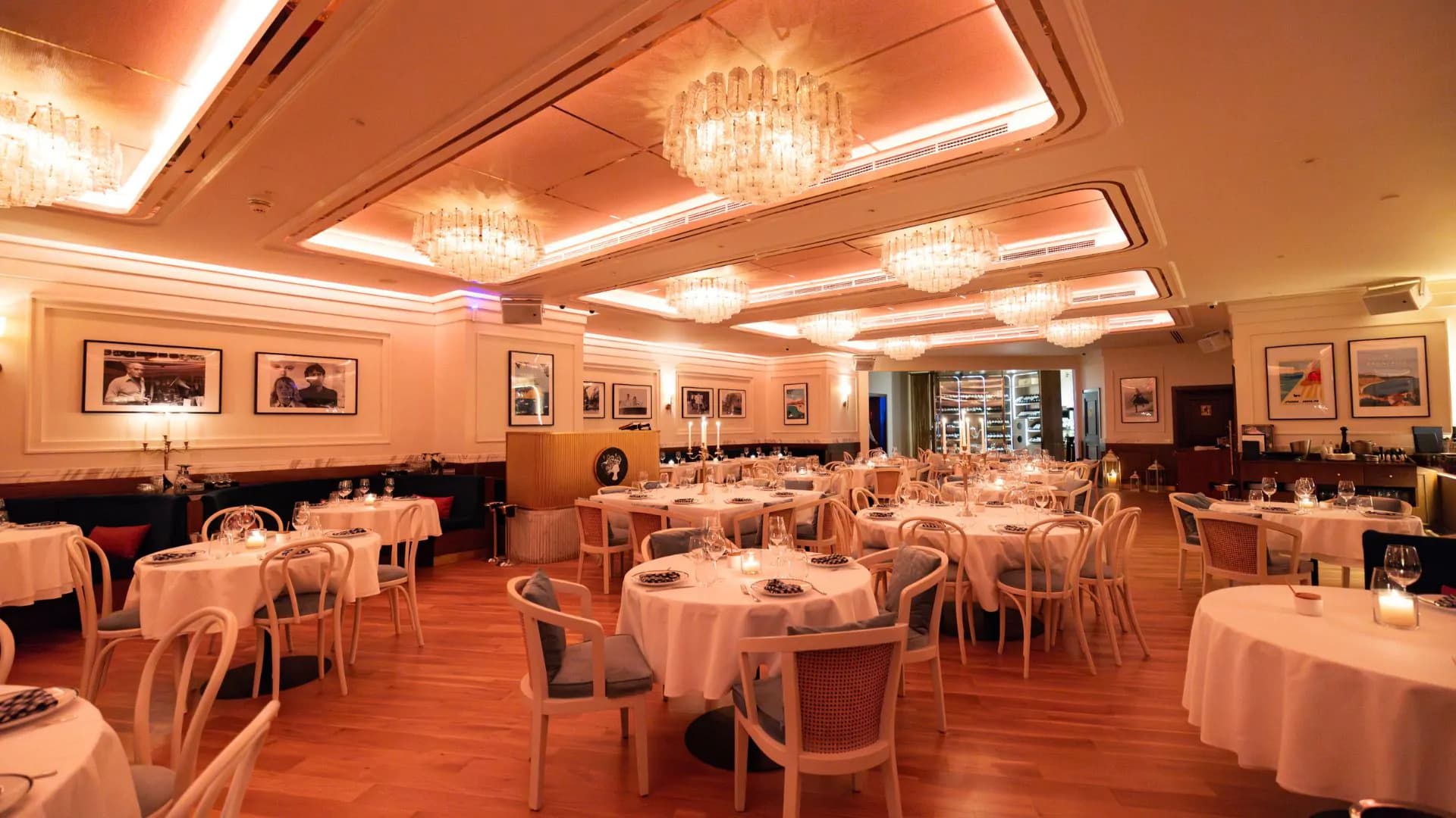 Bagatelle 1