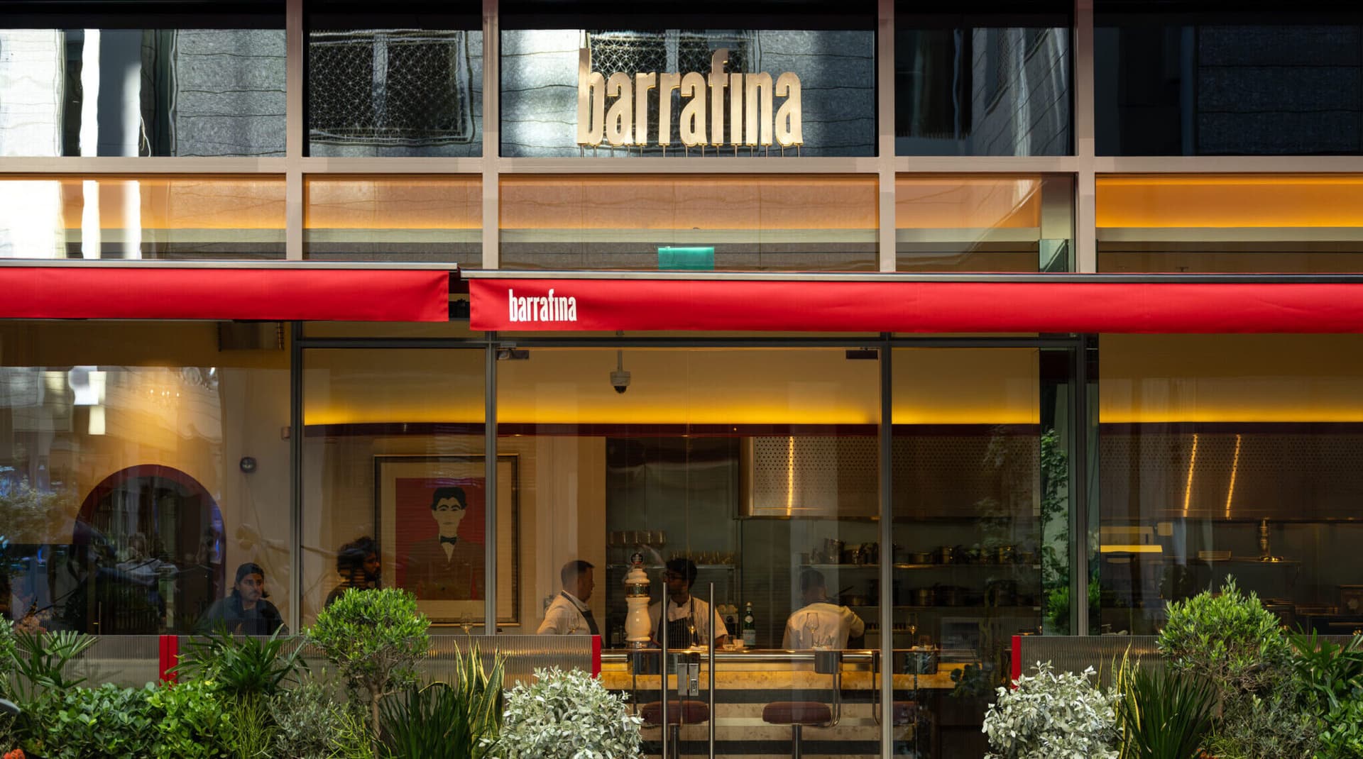 Barrafina’s red awnings and counter, DIFC