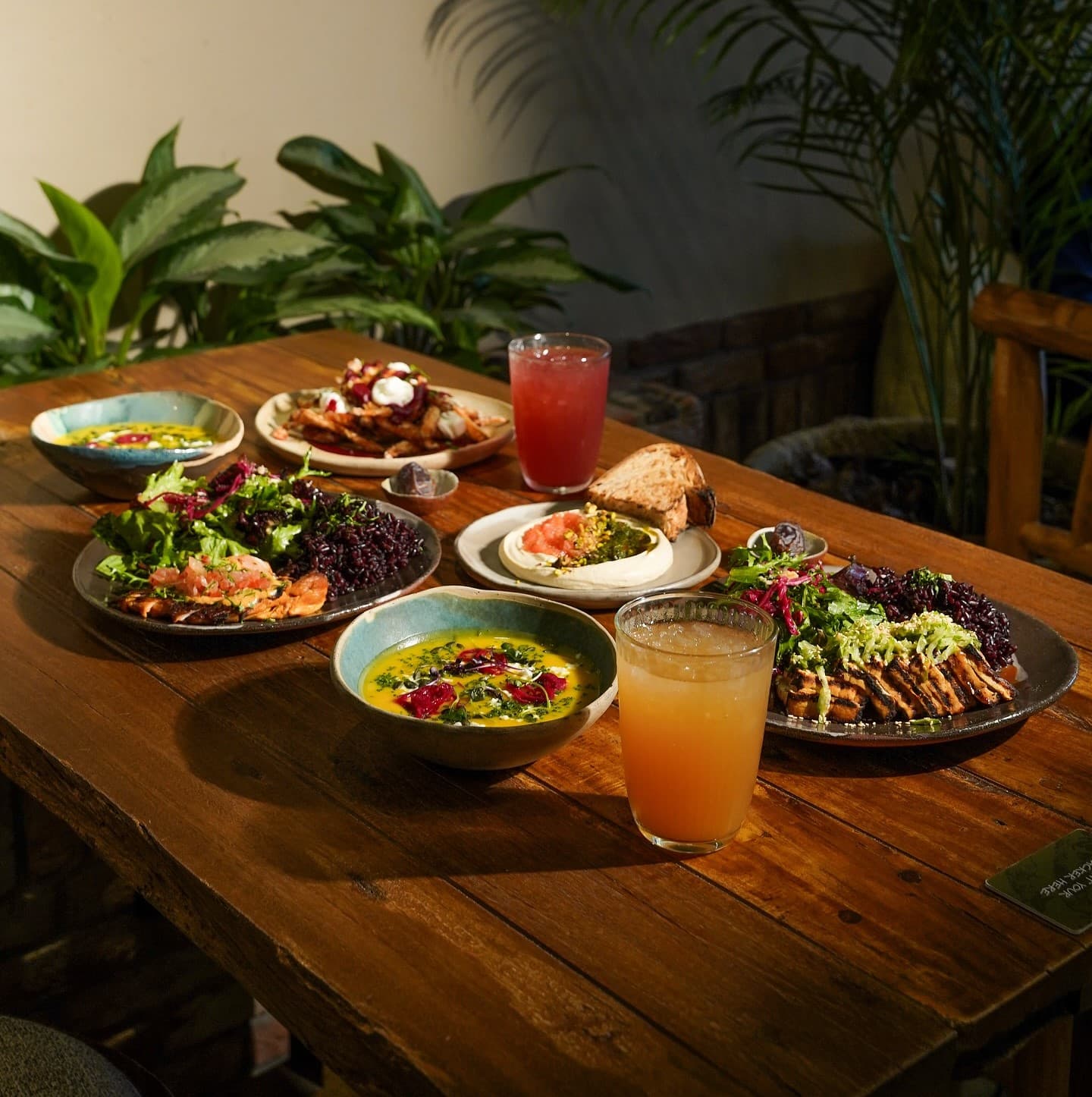 Best Restaurants in Jumeirah — featured venue