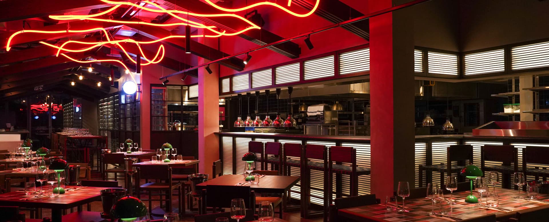 Top 20 Happy Hour on Friday — featured venue