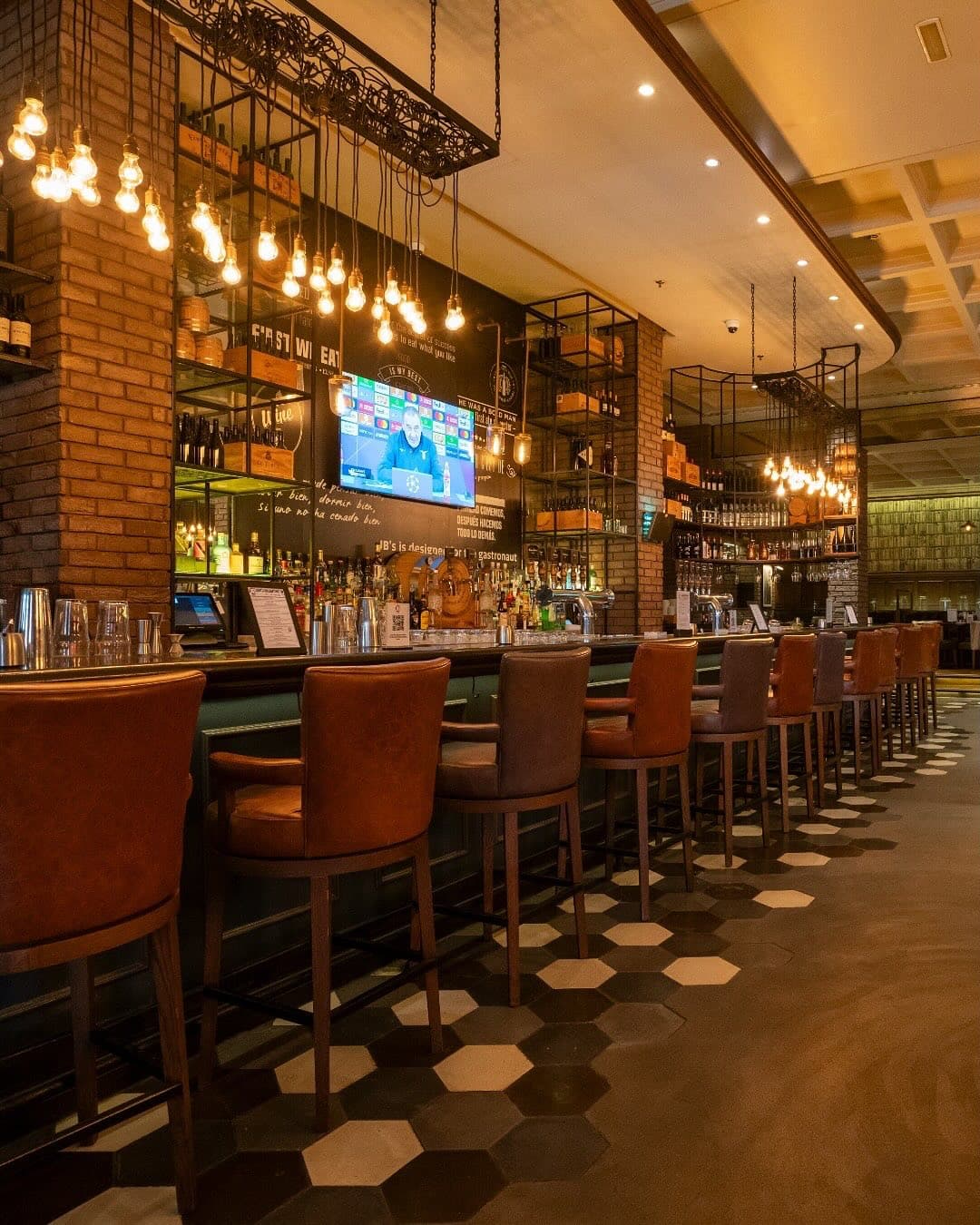 JB's Gastropub 1