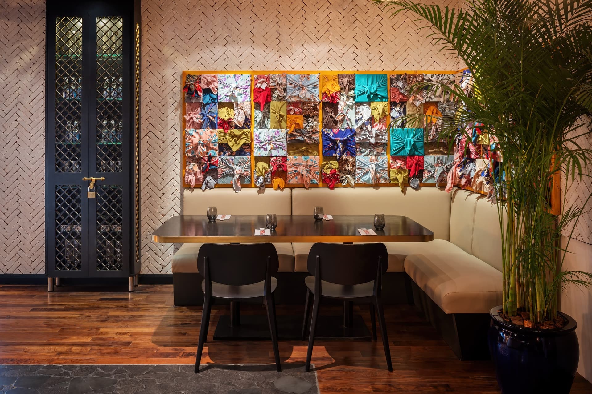 Best Restaurants in Trade Center — featured venue