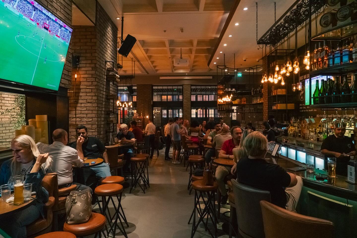 JB's Gastropub