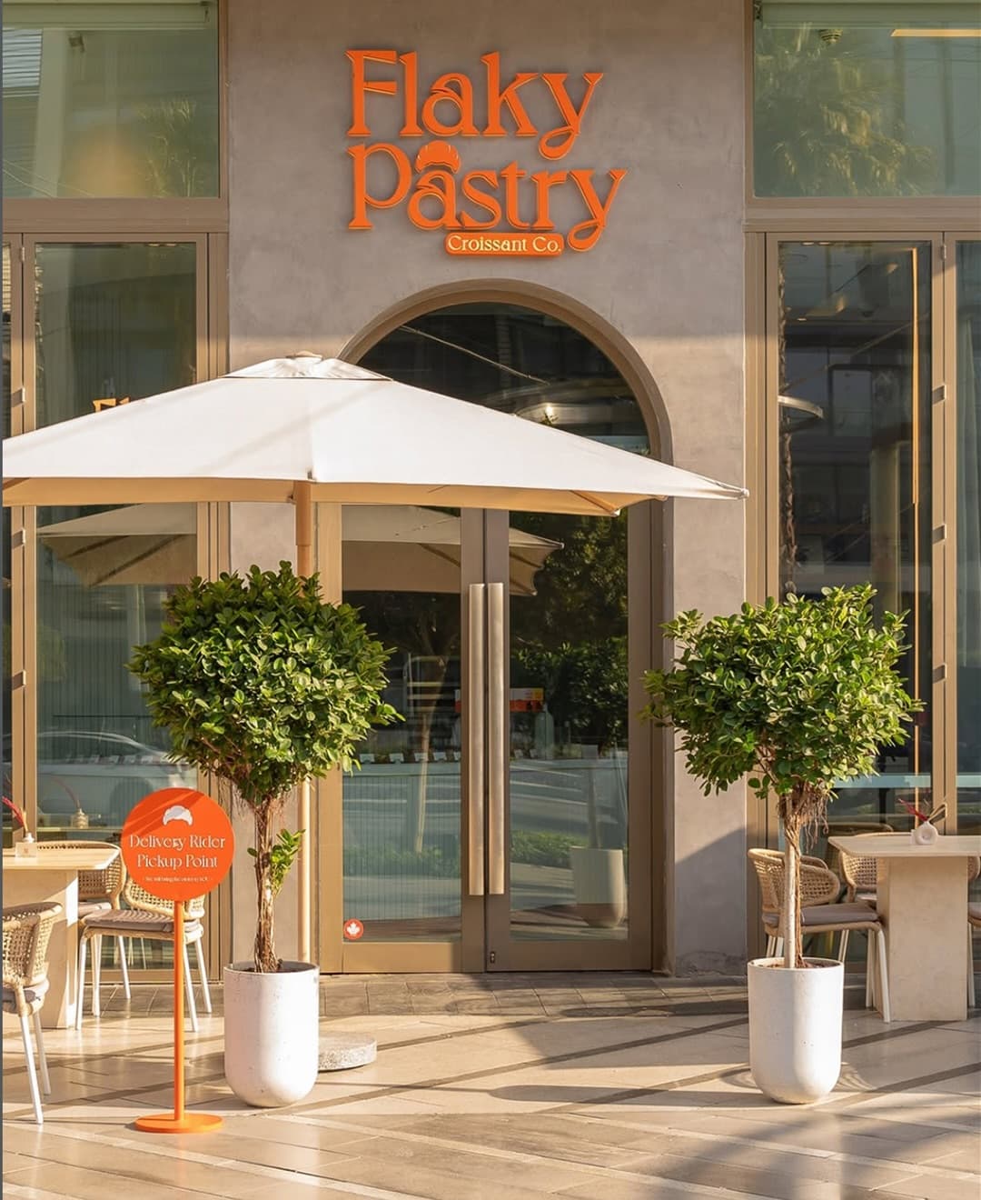 Flaky Pastry's terrace at City Walk